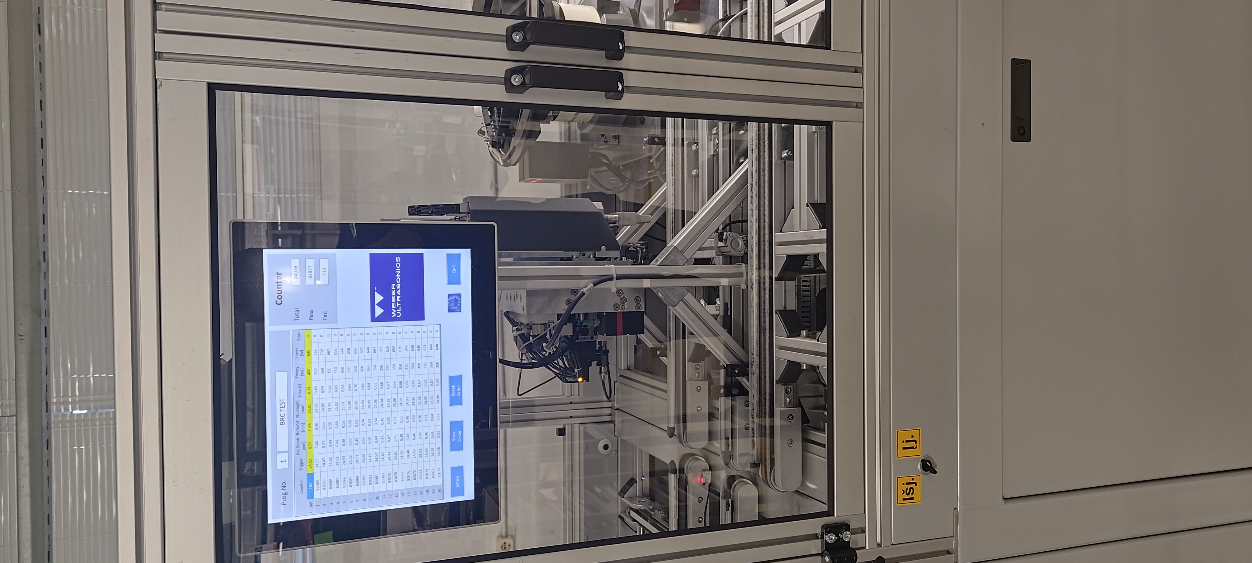 Unité d'alimentation en ligne pour le soudage par ultrasons avec système de mesure de la distance VSE D35 MWS 40/50