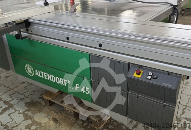 Sliding table saw Altendorf F45 ELMO III control