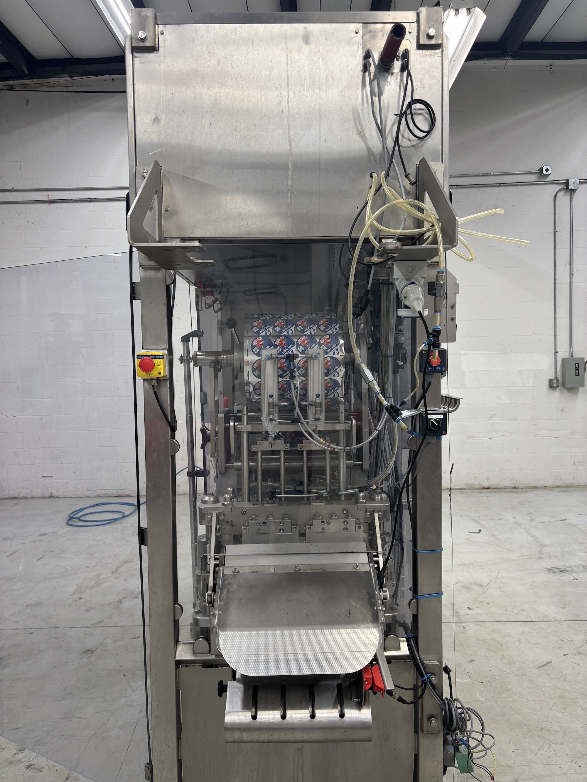 Ligne de formage, remplissage et scellage (FFS) TREPKO 9004FFS