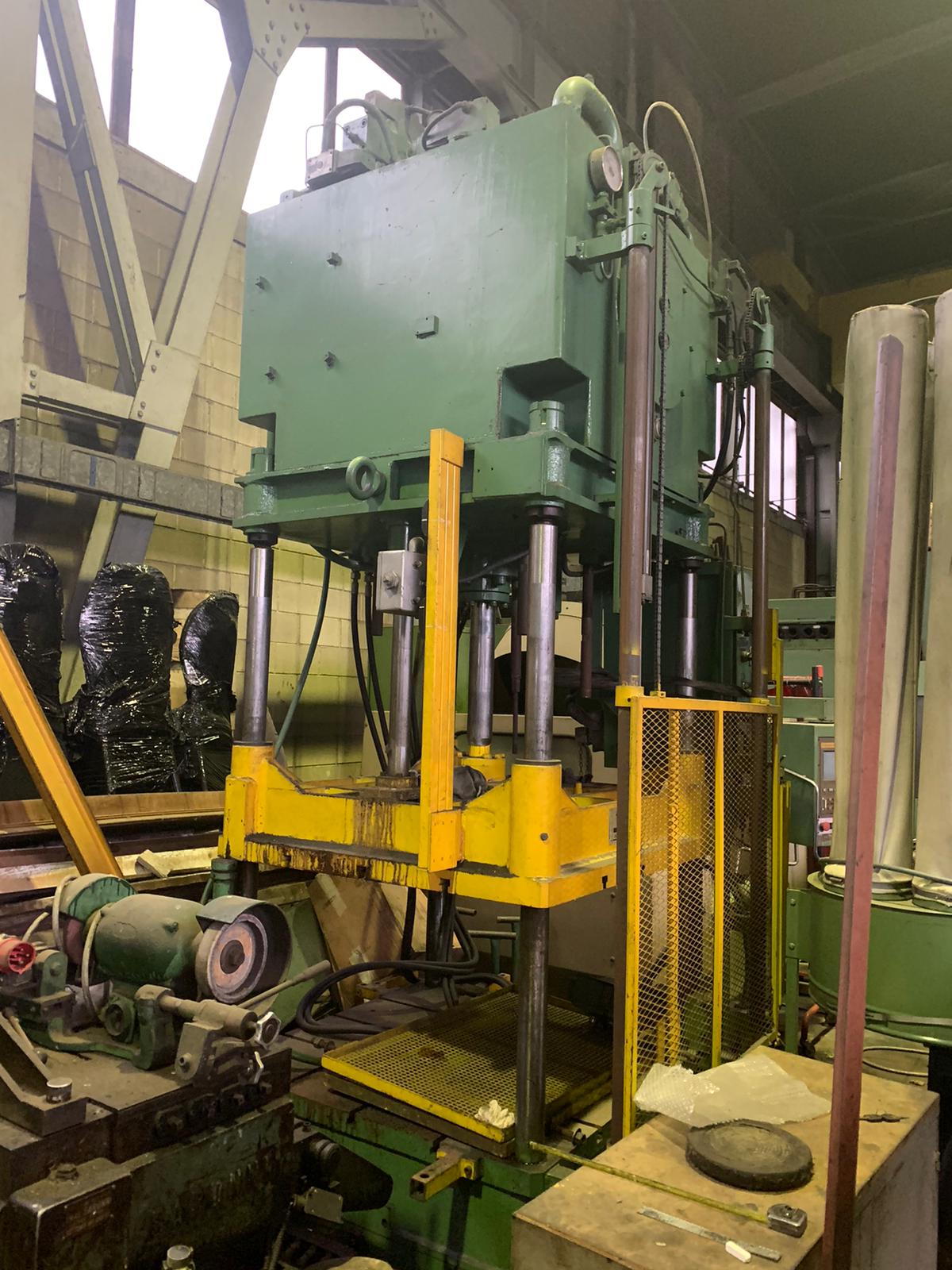 Presse excentrique TCS TRIM 20 T