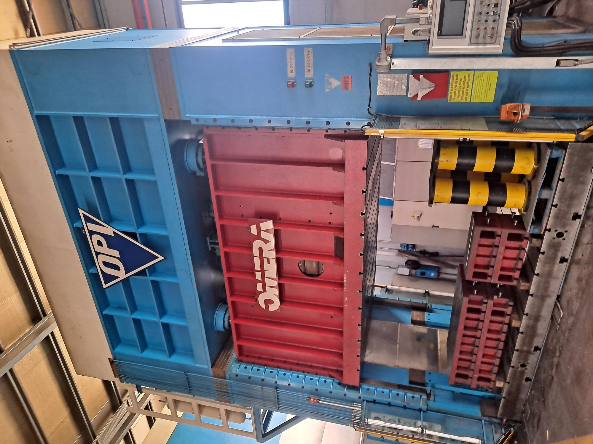 Presse hydraulique OMERA OPI 2-1200VS