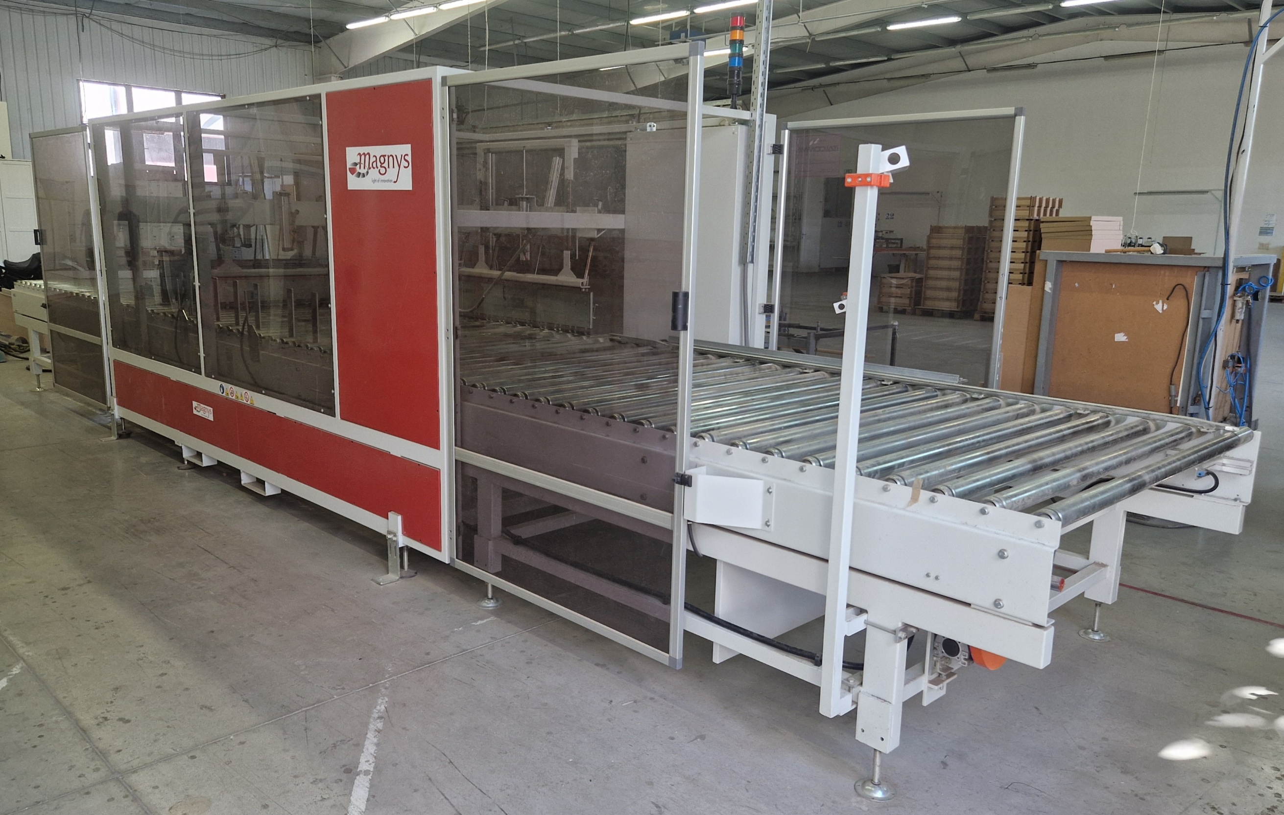 MAGNYS CM410S 2500DX- machine de fermeture de boîte
