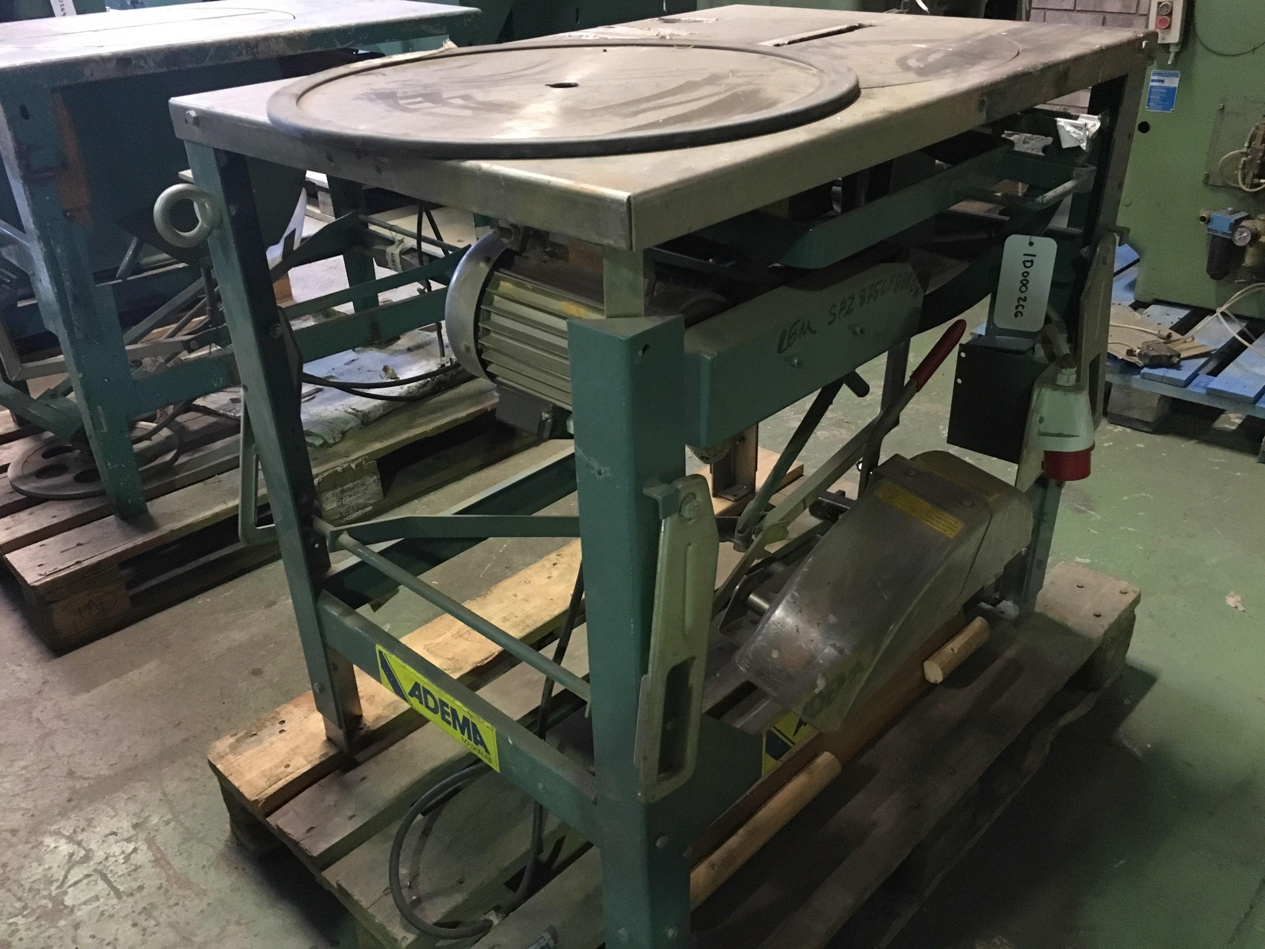 Scie pour métal Adema saws circular saws