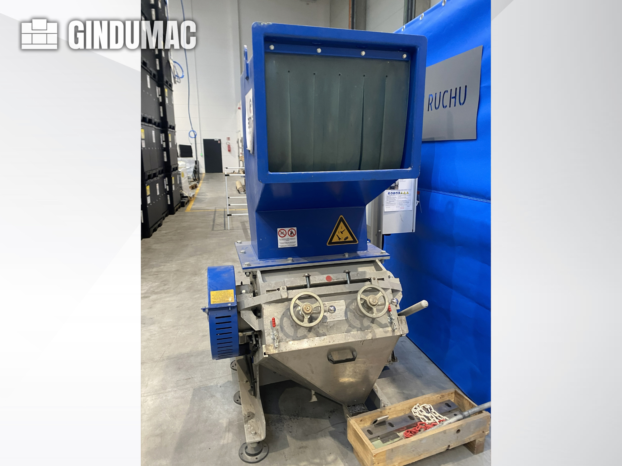Broyeur/granulateur compact AMIS GSE 300/600 destiné au recyclage des déchets plastiques