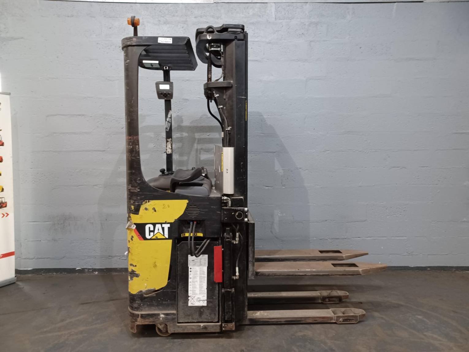 Gerbeur Caterpillar NSR20N