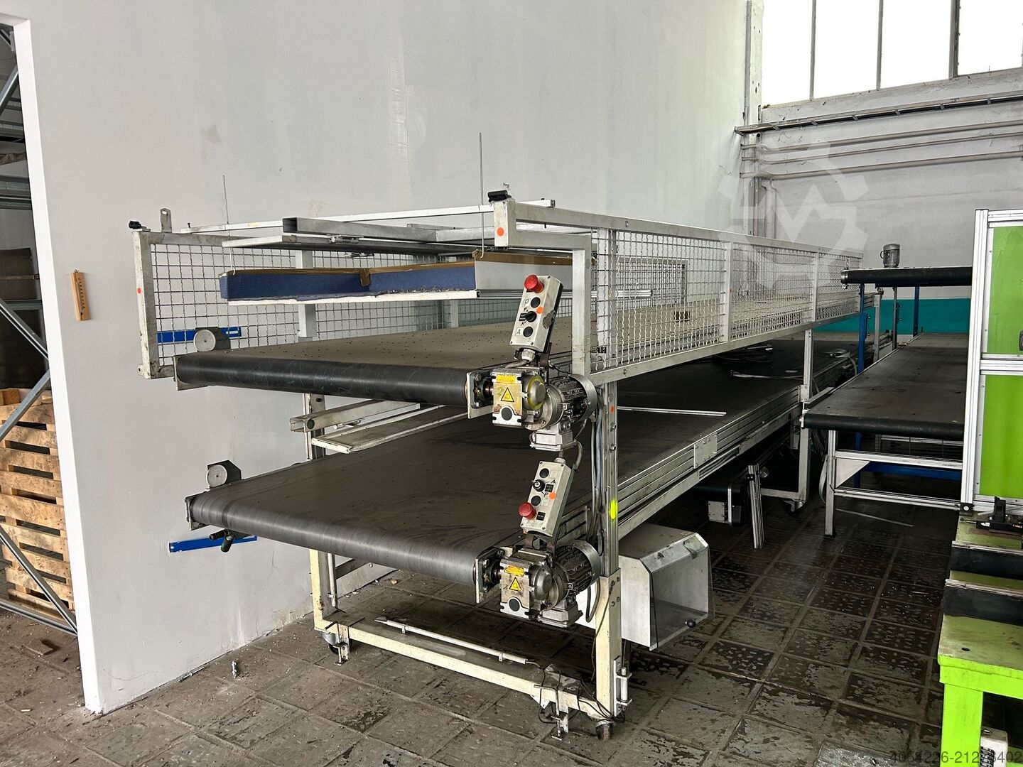 Conveyor belts
