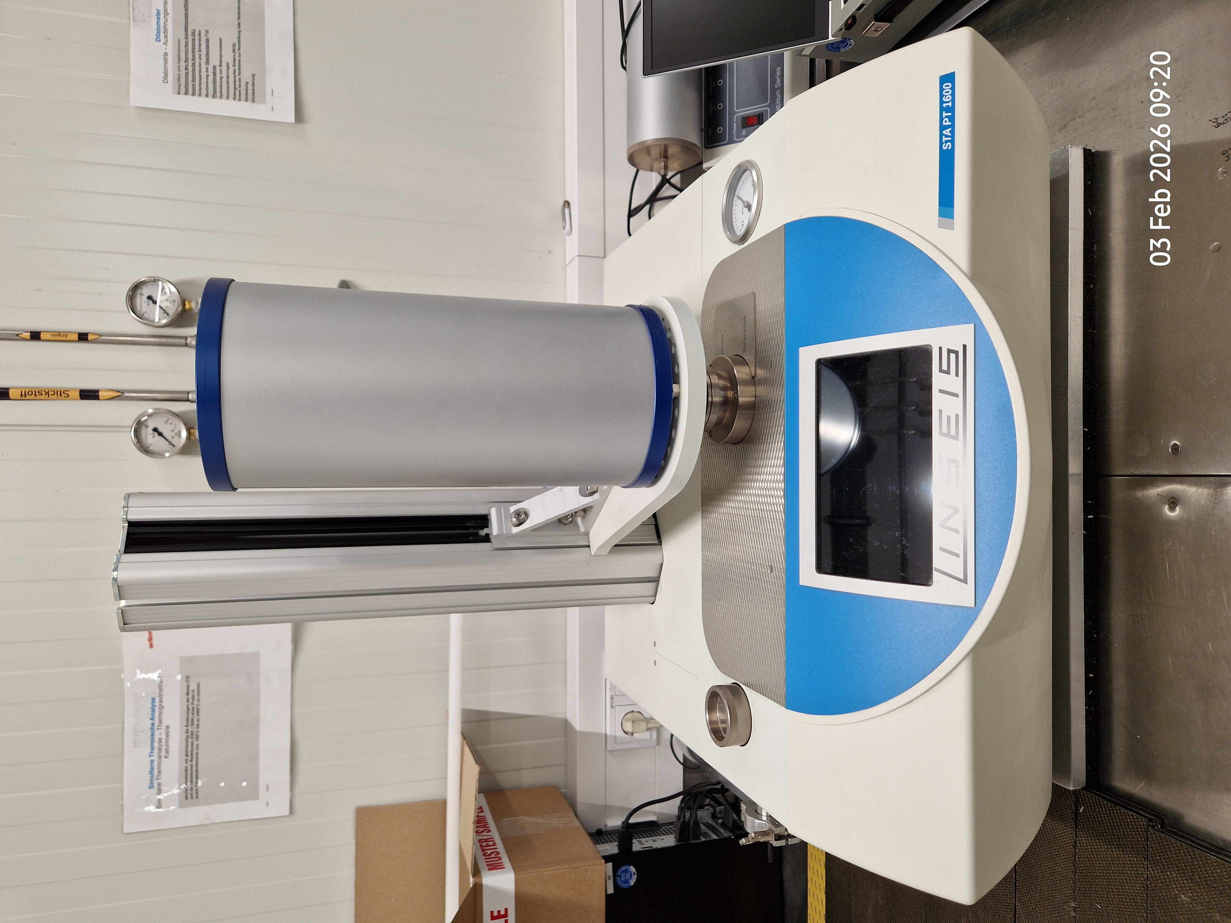 Spectromètre Linseis STA PT 1600