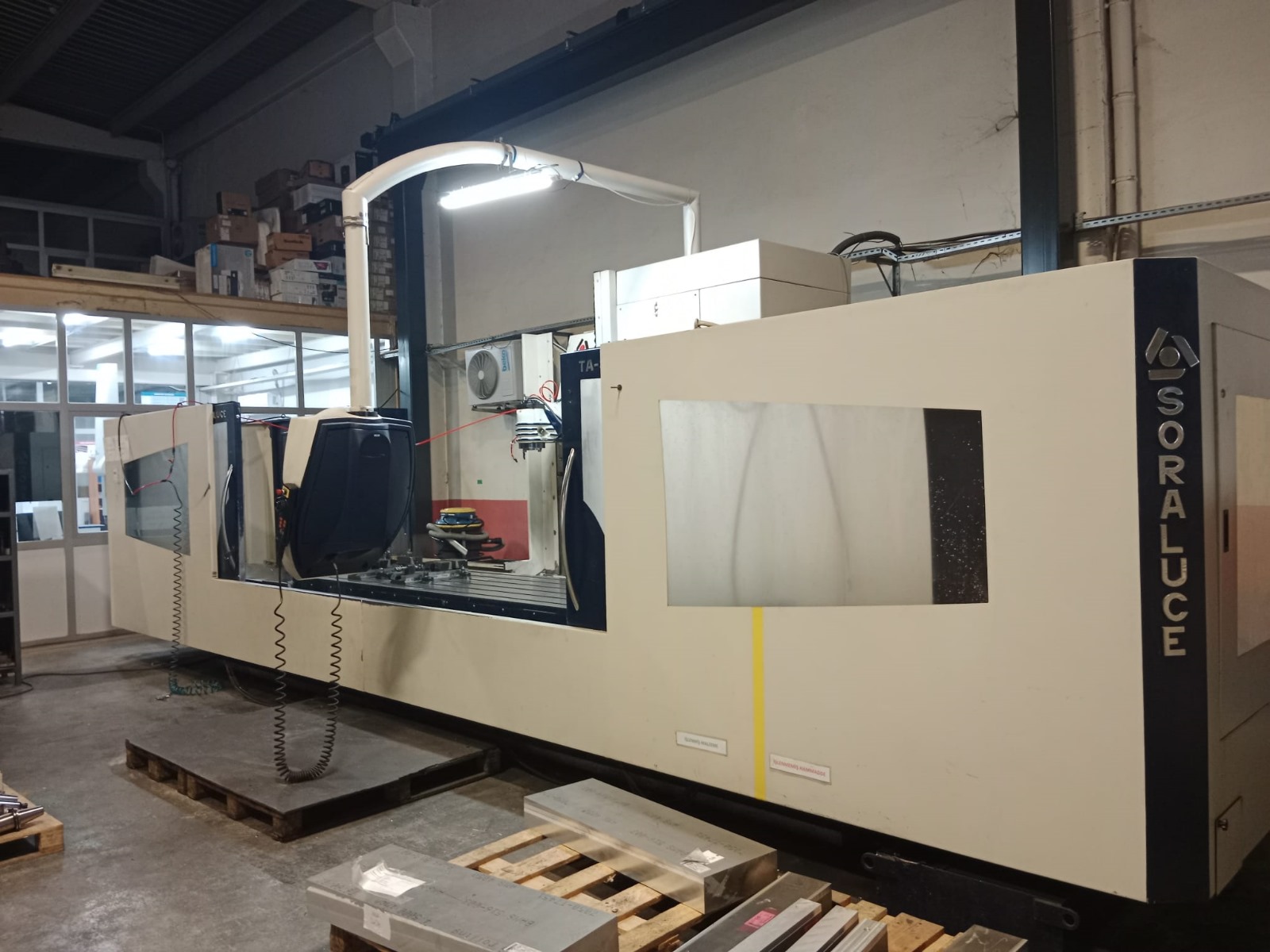 Fraiseuse cnc à banc fixe Sorulace TA 35