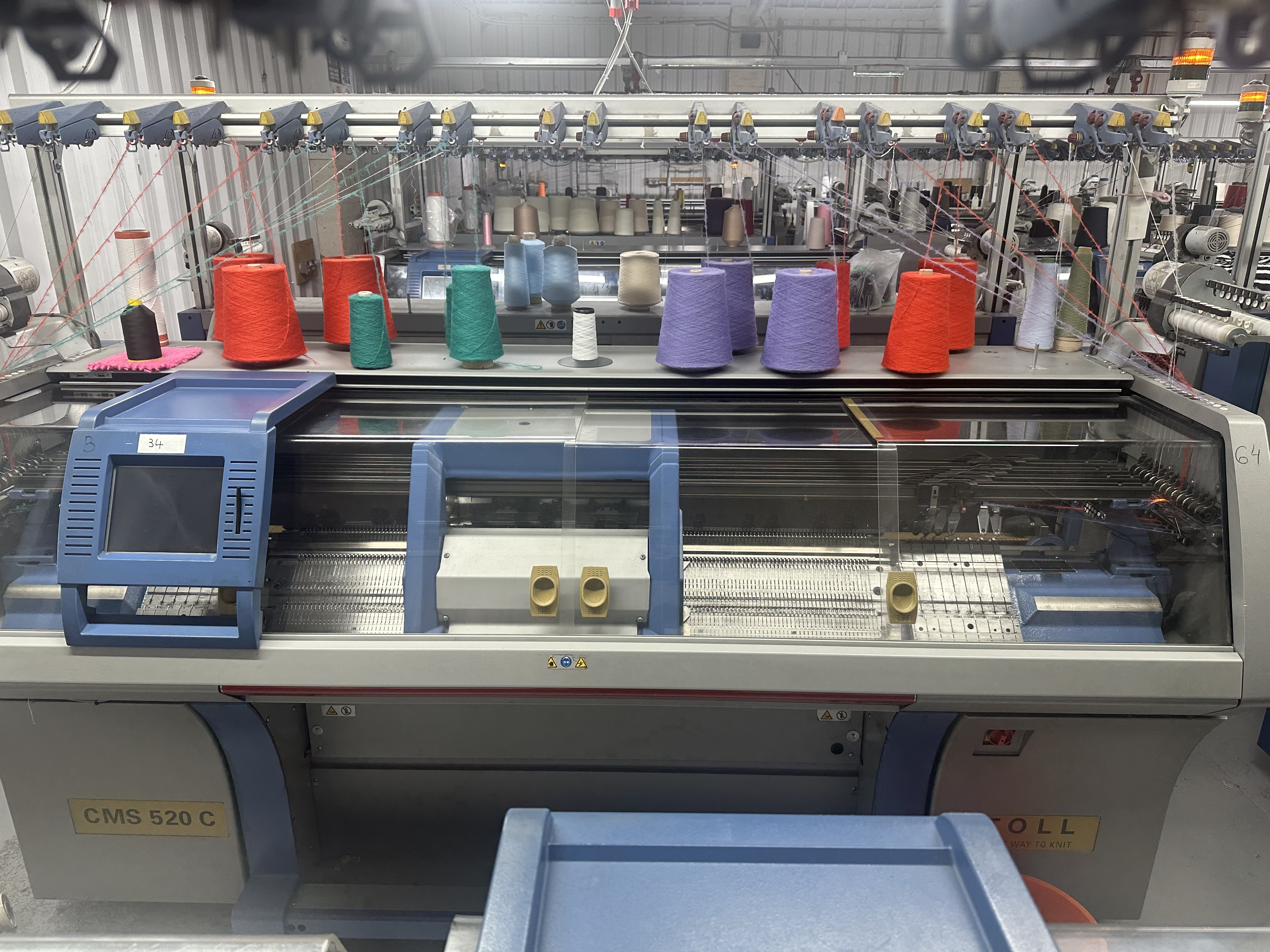 Machine à tricoter rectiligne Stoll CMS 520 HP – 3 jauges Bonne affaire