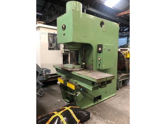 Presse hydraulique Stanko 250 ton