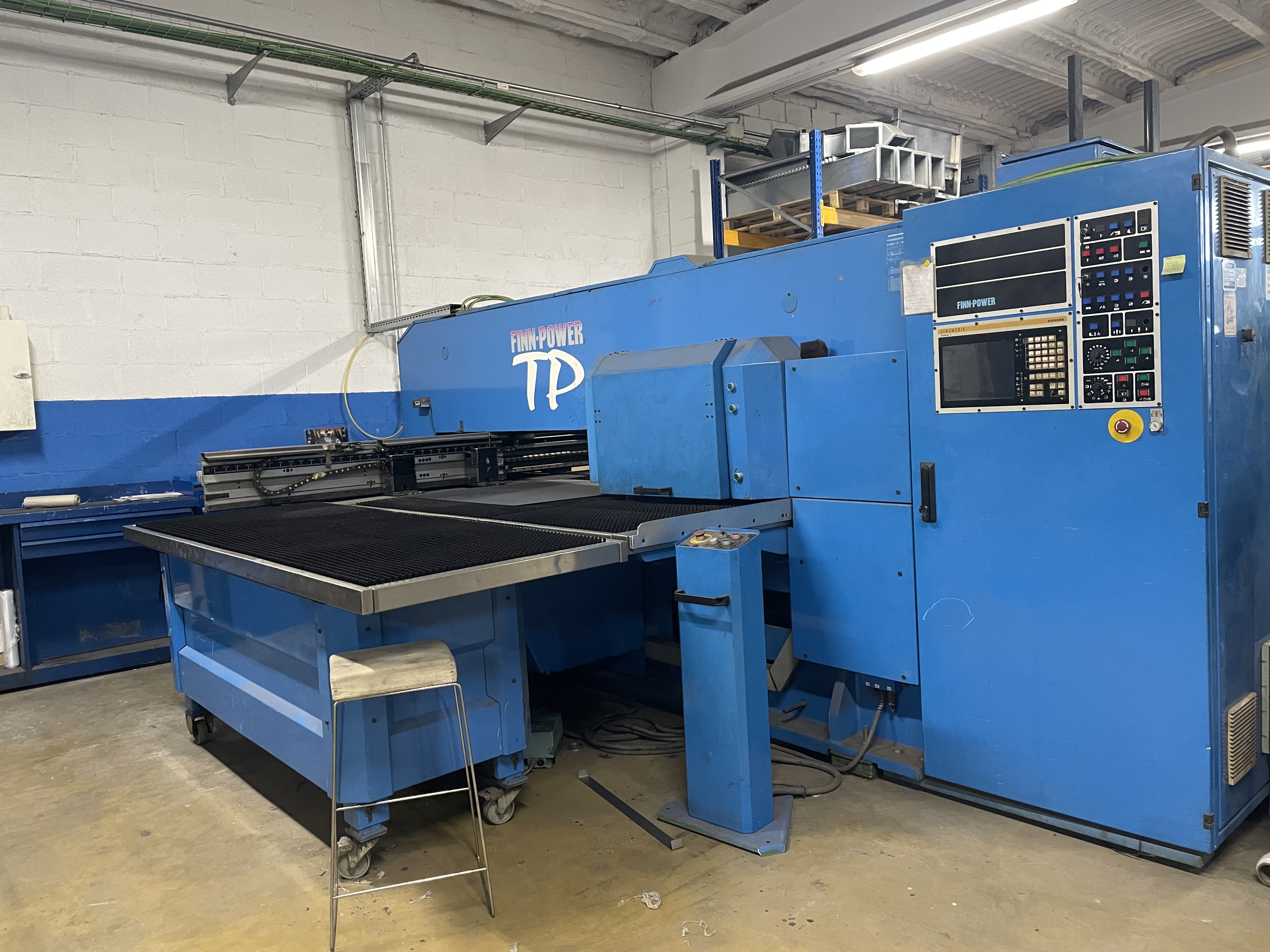 Poinçonneuse à cnc METALIX FINJ-POWER