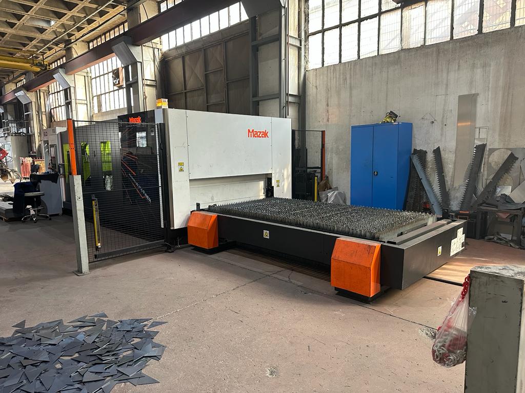 Machine de découpe laser Mazak Optiplex Nexus 3015 Fiber