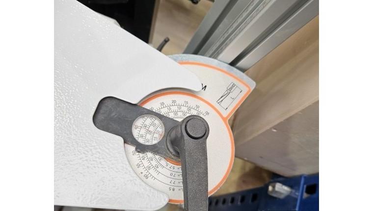 Maggi SYSTÈME MAGGI BORING 23 Machine de perçage et d'insertion de chevilles