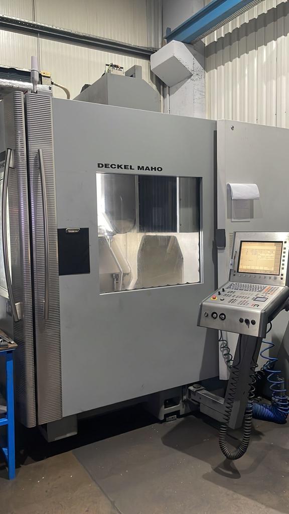 Centre d'usinage 5 axes Deckel Maho DMC 75 V Linear