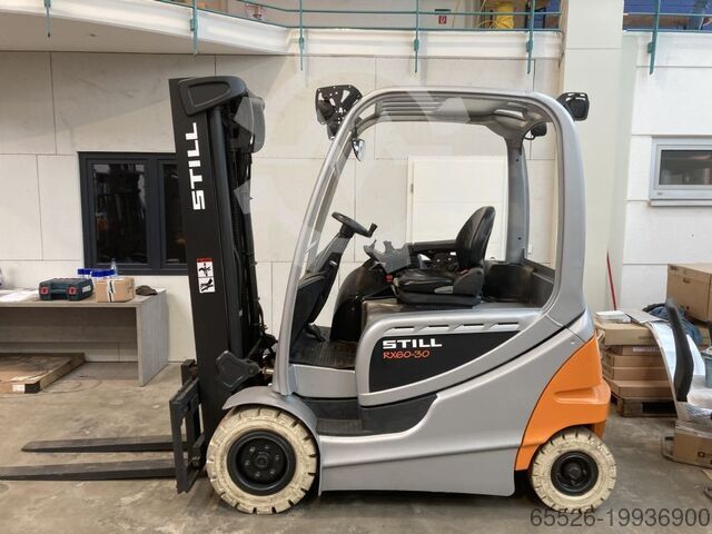 Electric 4-wheel forklift Still RX 60-30 / Lack NEU / AKKU 87 %