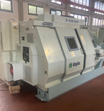 Tour CNC avec ravitailleur de barres Biglia B 470 YSM d'occasion