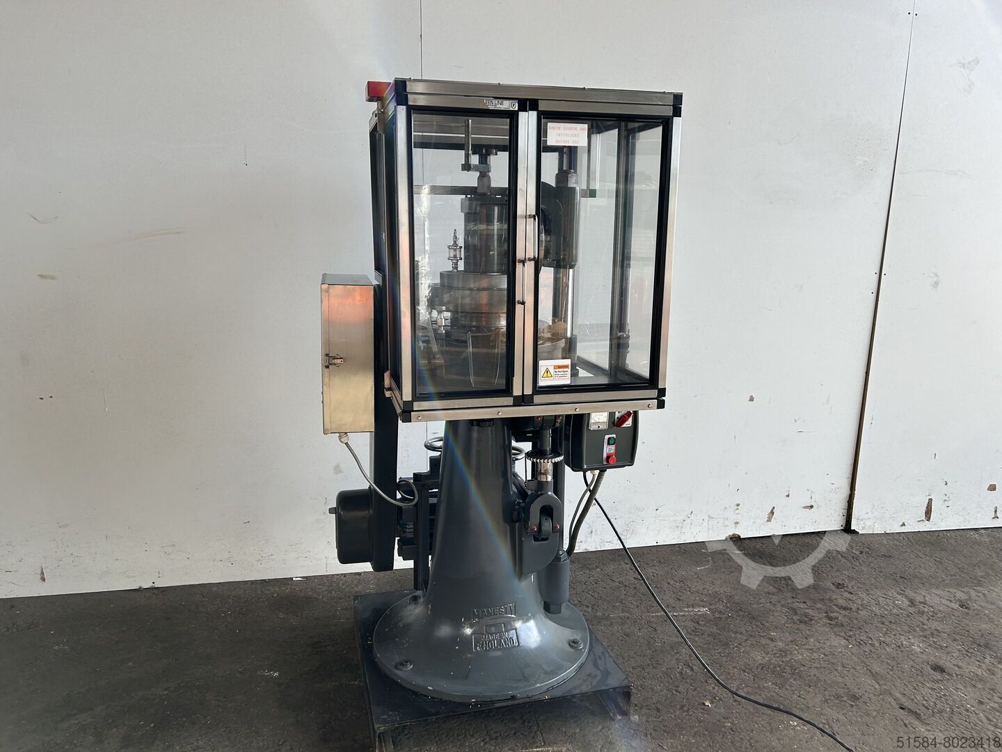 Tablet press Manesty D3B