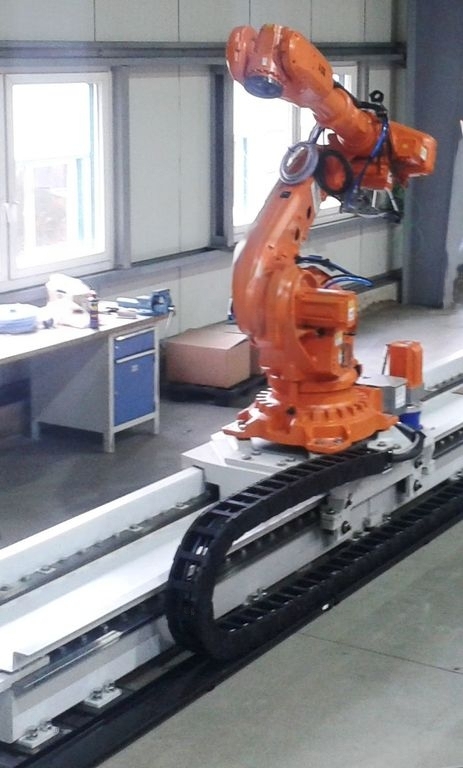 Robot industriel Kuka KR6