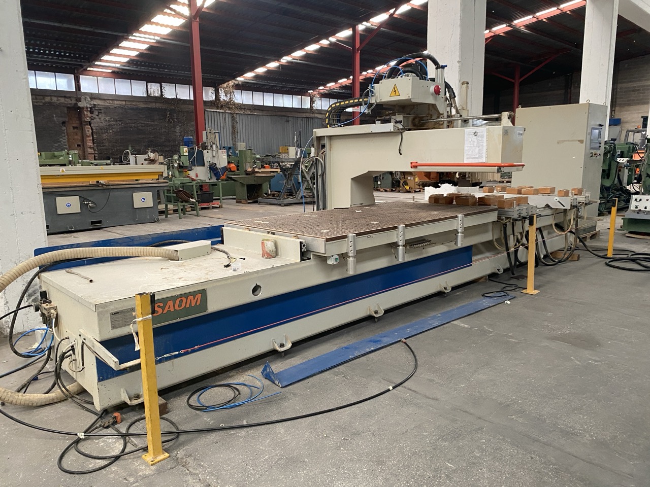 Centre d'usinage CNC pour le bois Saom T55