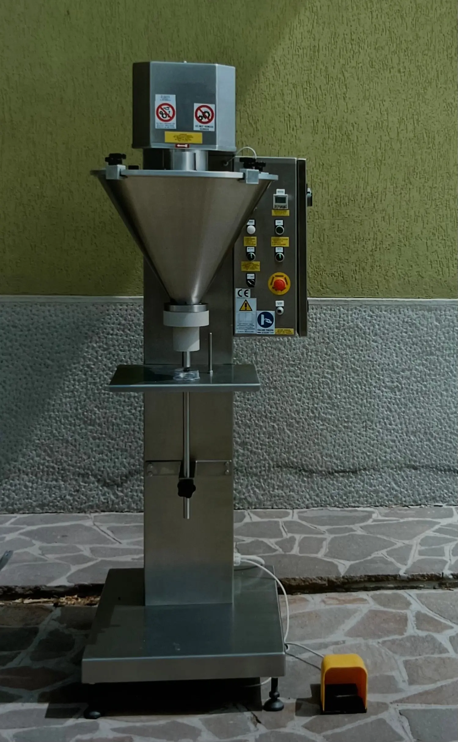 LLENADORA SEMI-AUTOMATICA LONGONI GAMMA/V ACERO INOXIDABLE 304