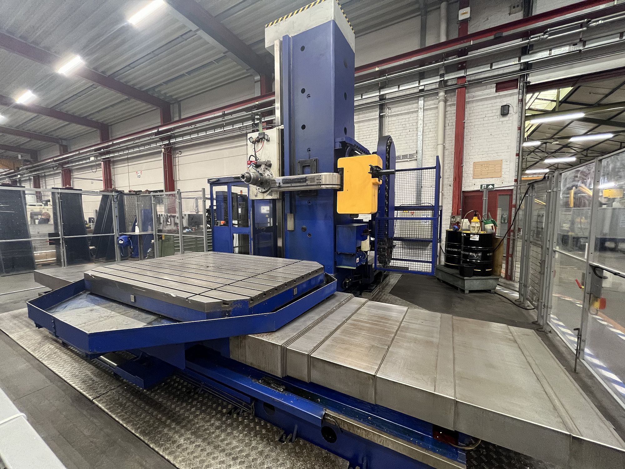 Aléseuse à montant fixe CNC TOS WHN13 Faible nombre d'heures
