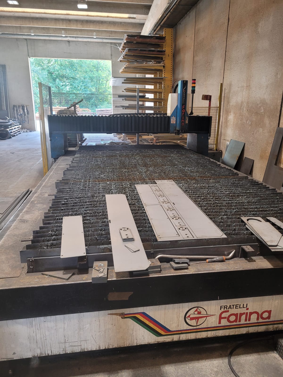 Machine de découpe plasma / gaz FARINA PCF 20/40