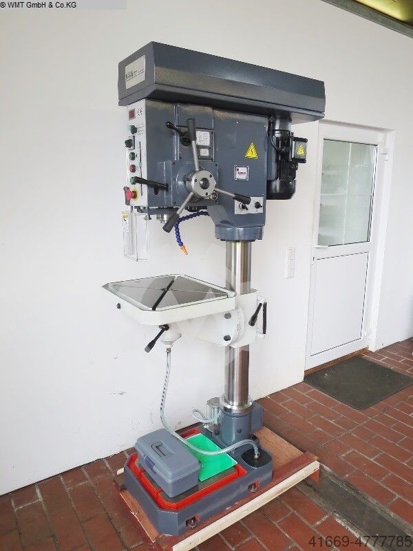 Pillar Drilling Machine KAMI BKM 3035VS