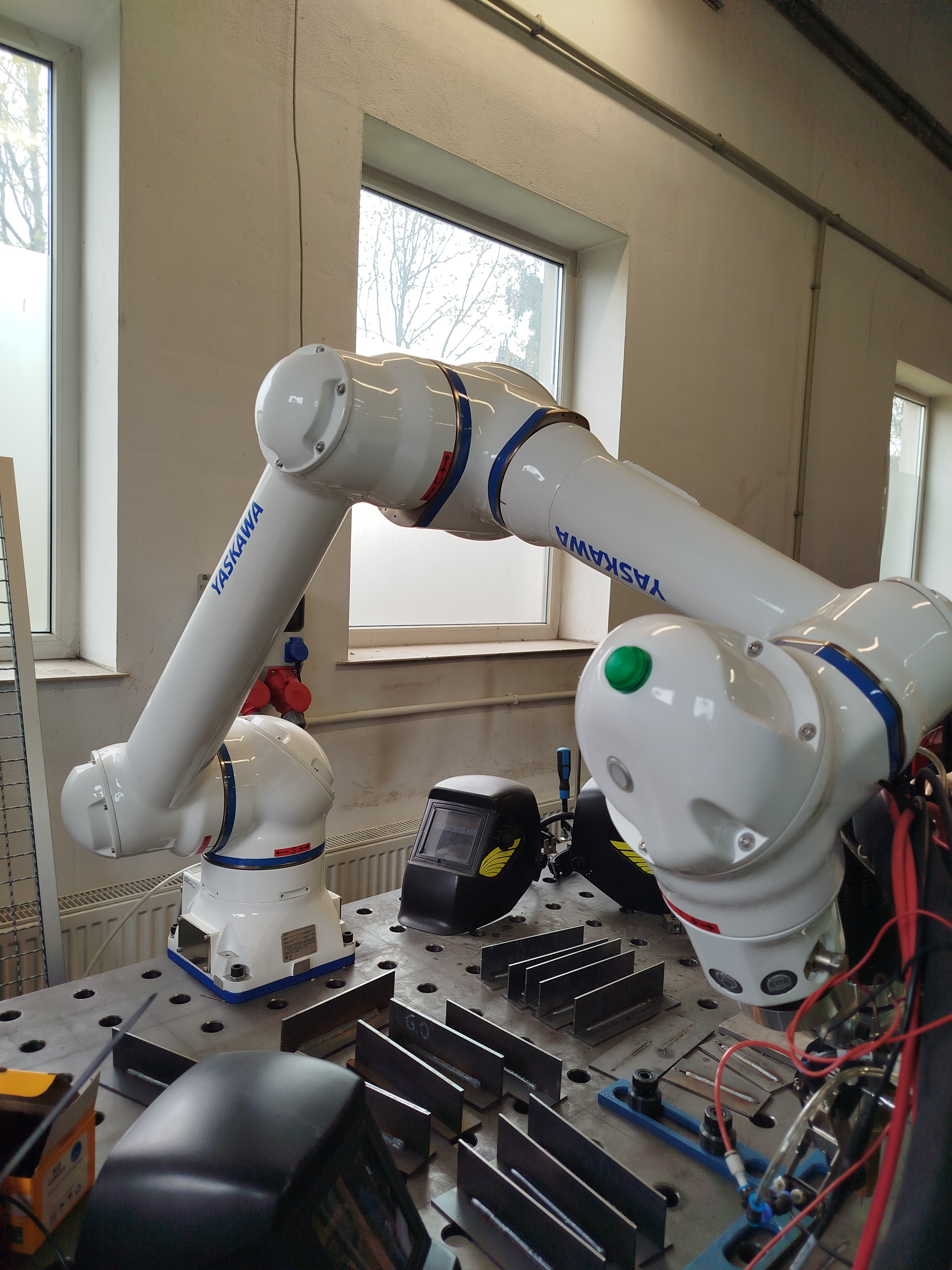 Robot industriel MOTOMAN Yaskawa HC10DTP