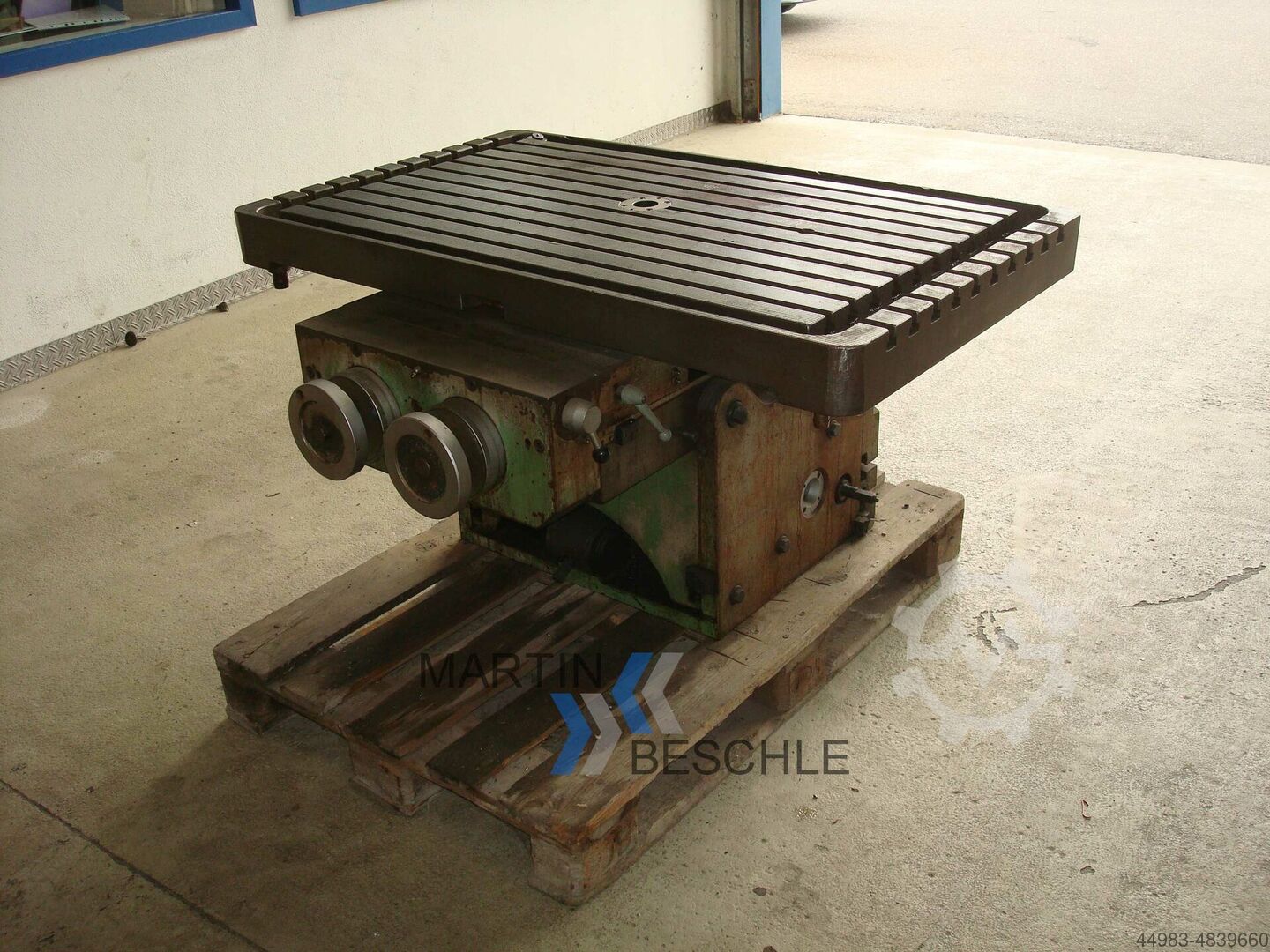 Table basculante pour MAHO MH 1000 MAHO MH 1000