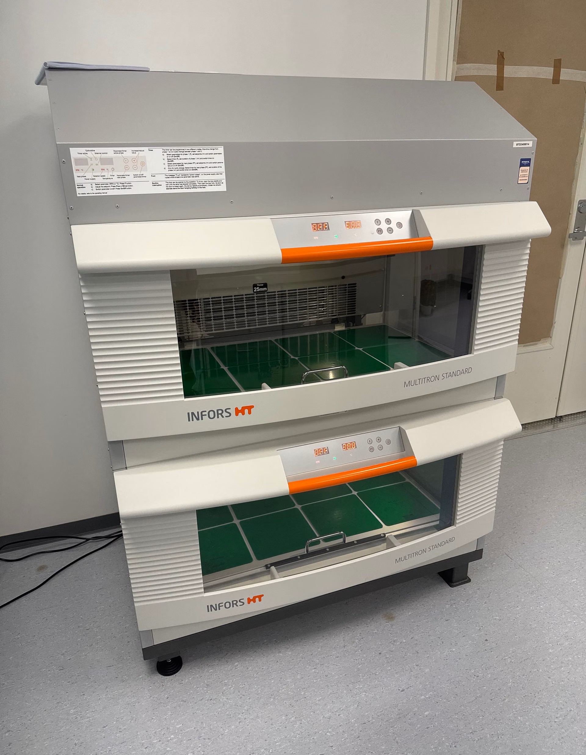 Incubateur de laboratoire INFORS AG INFORS HT Multitron Standard