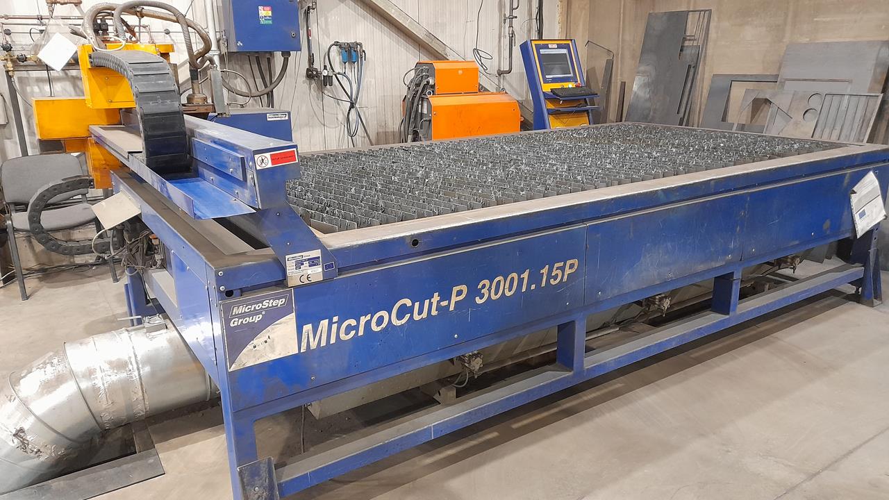 Machine de découpe plasma / gaz MicroStep MicroCut 3001.15P