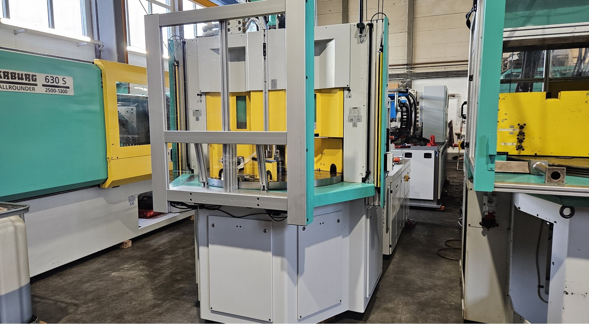 Presse à injecter ARBURG Allrounder 1200 T 1000-170