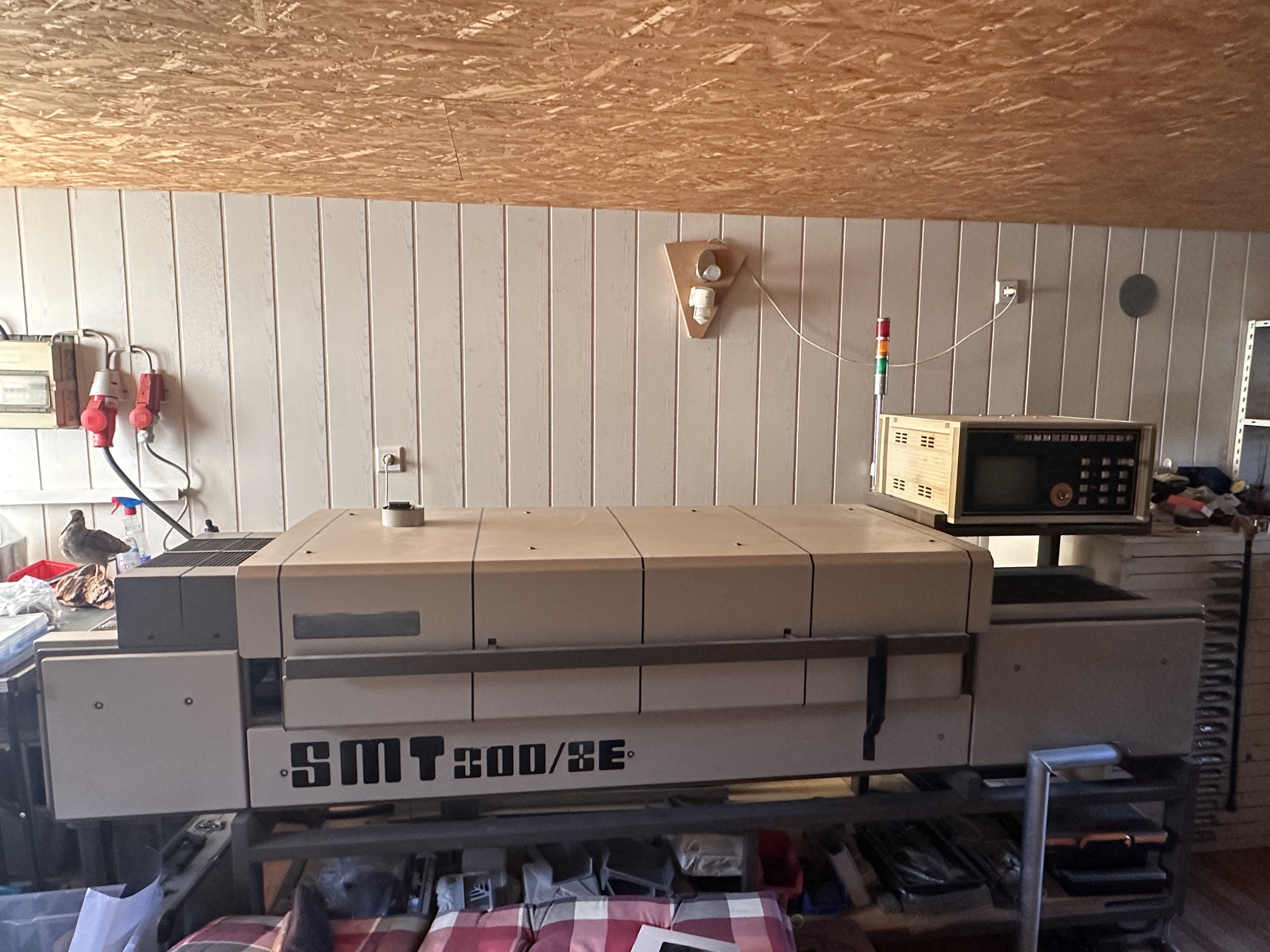 Four à refusion de circuits imprimés SMT 300/8E Hot deal