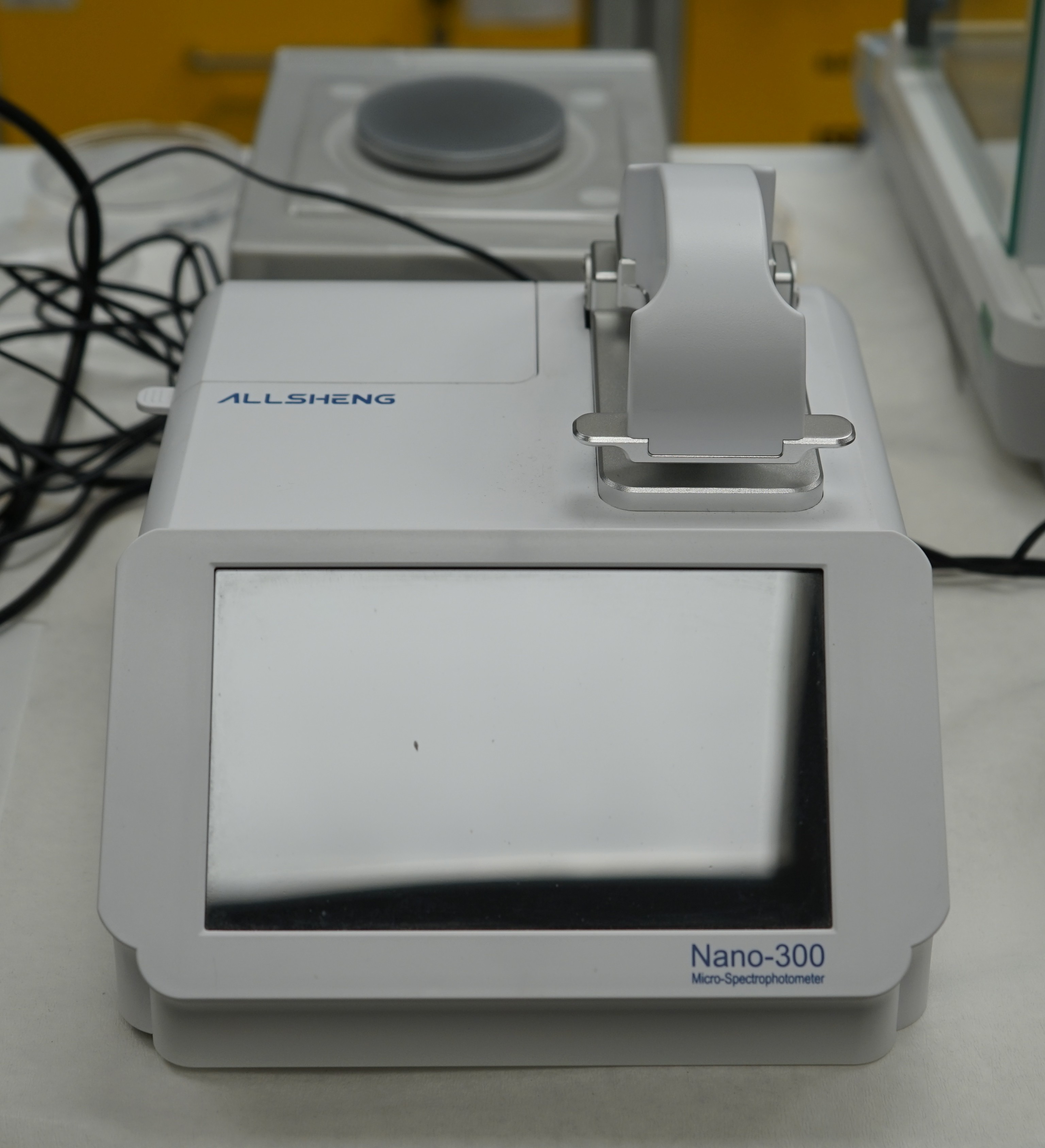Micro-spectrophotomètre UV-Vis NANO-300 de haute précision