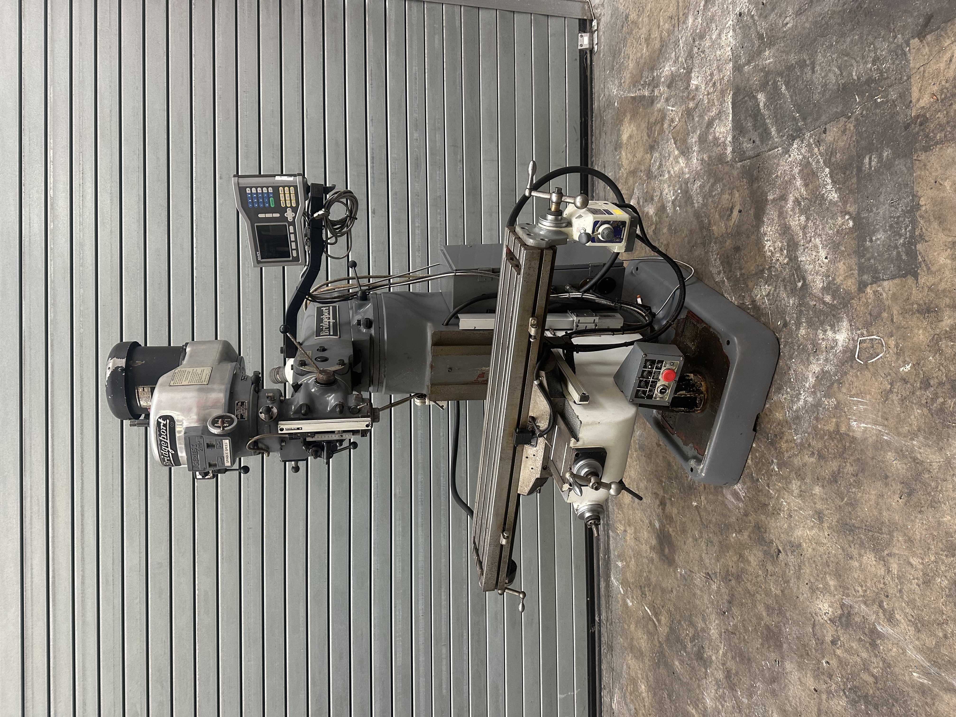 Fraiseuse universelle Bridgeport Series 1