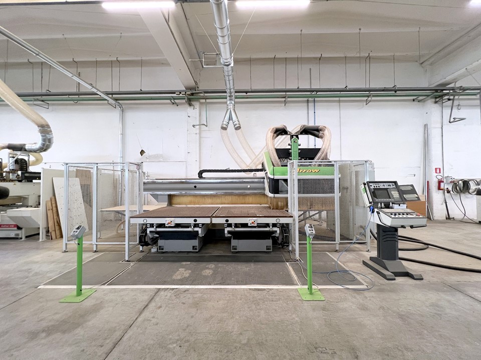 Centre d'usinage à bois cnc BIESSE ARROW