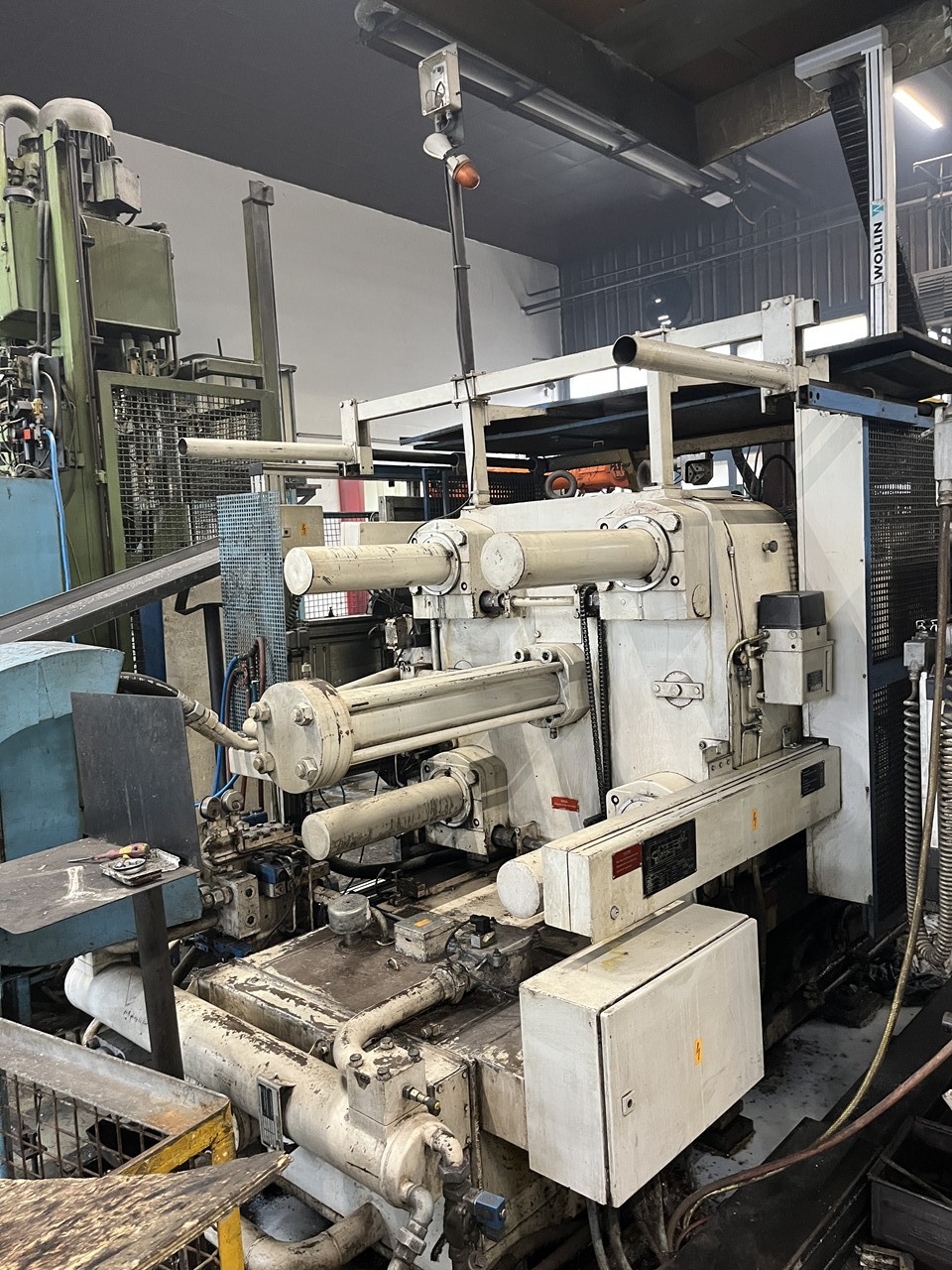 Machine de moulage Bühler 400 B