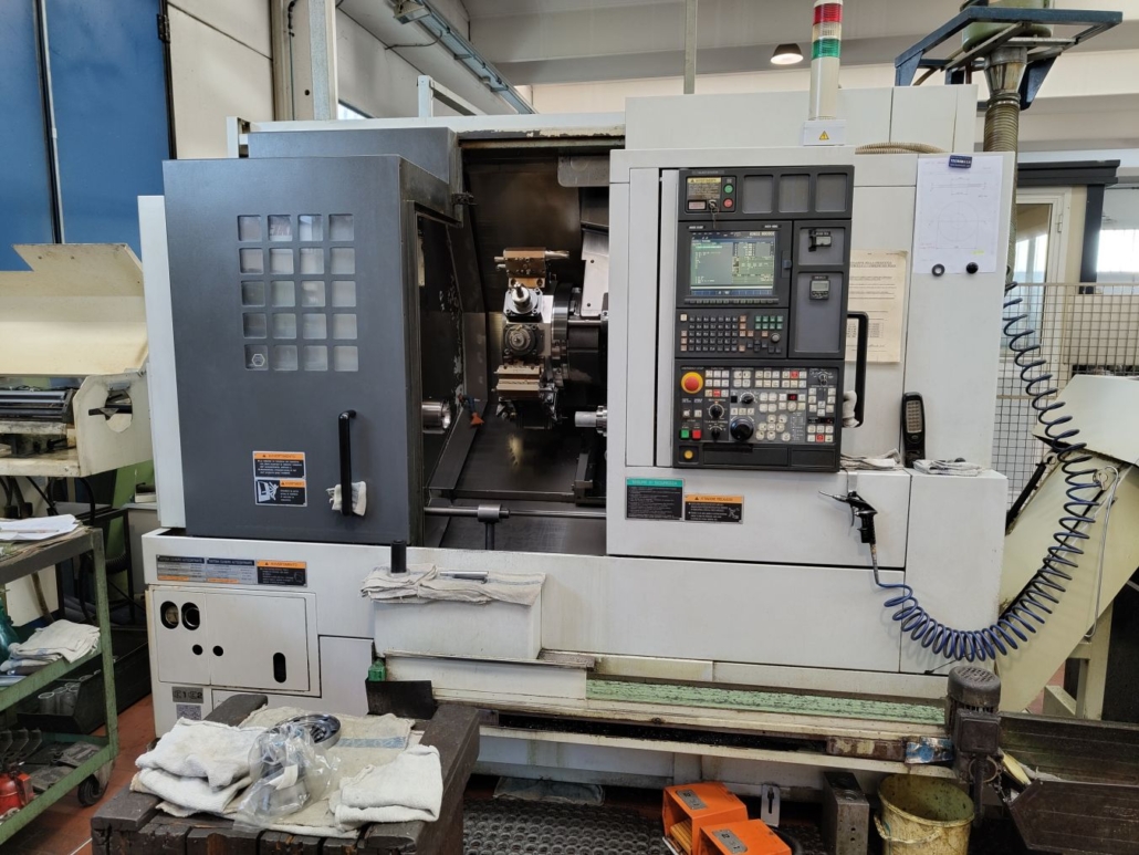Tour CNC avec ravitailleur de barres Mori Seiki NL 2000 SY 500 d'occasion