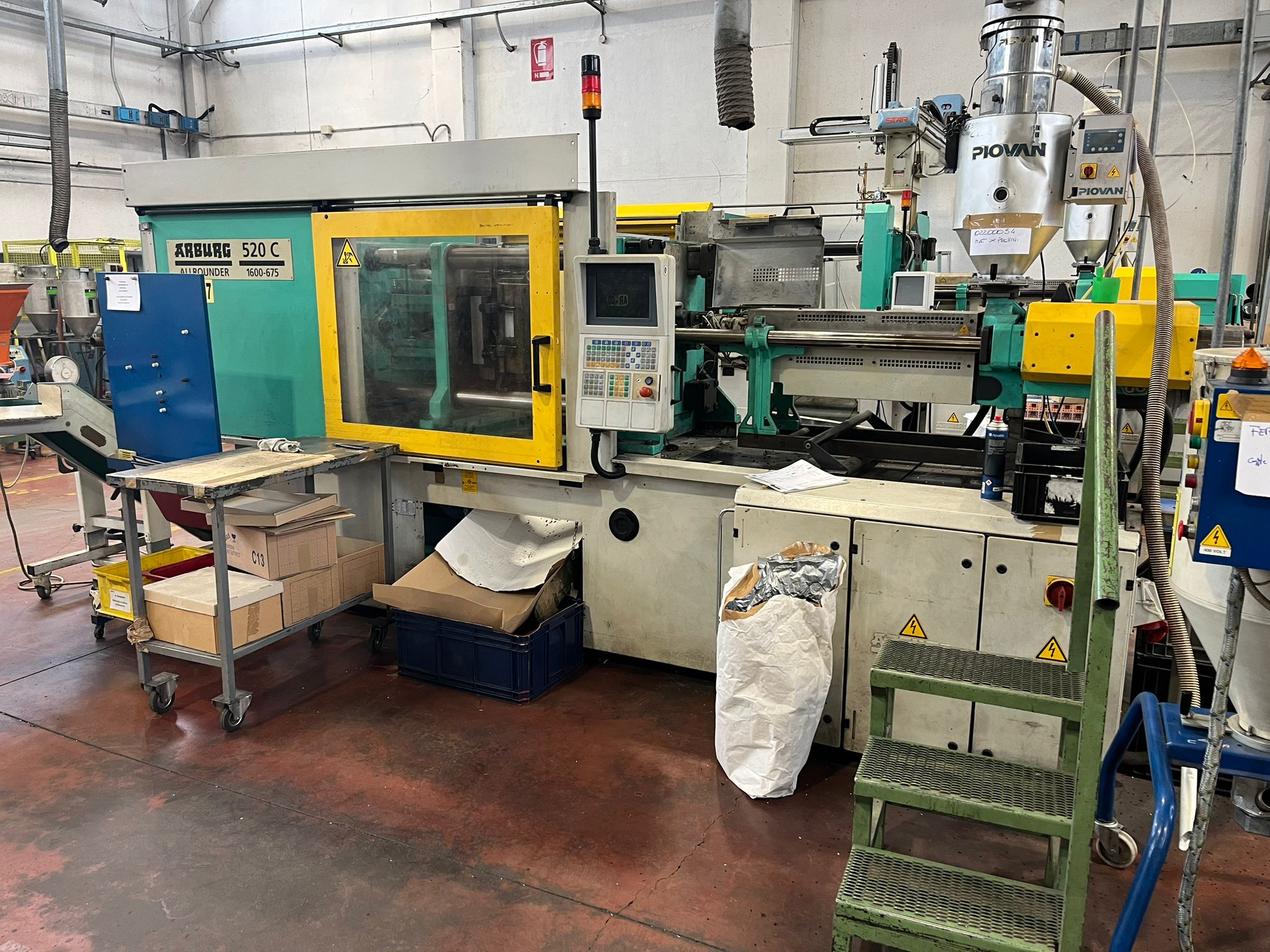 Presse à injecter Arburg 520 C 1600