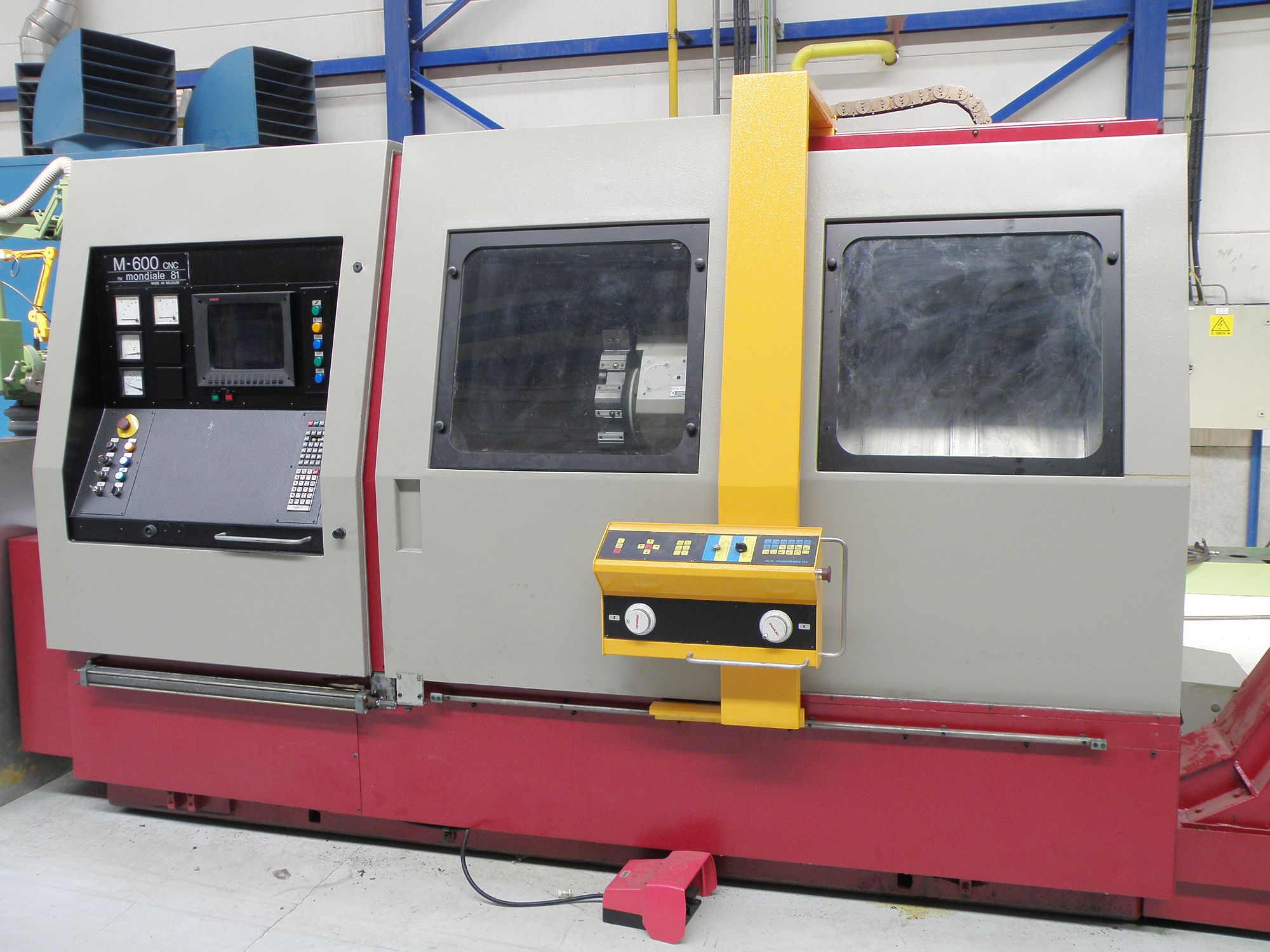 Tour cnc MONDIALE M600