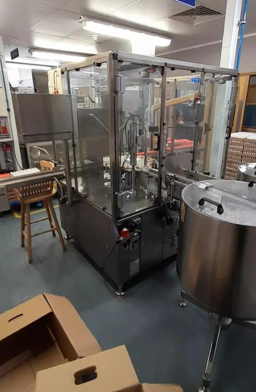 Machine de bouchage monobloc Omas G-250-SM