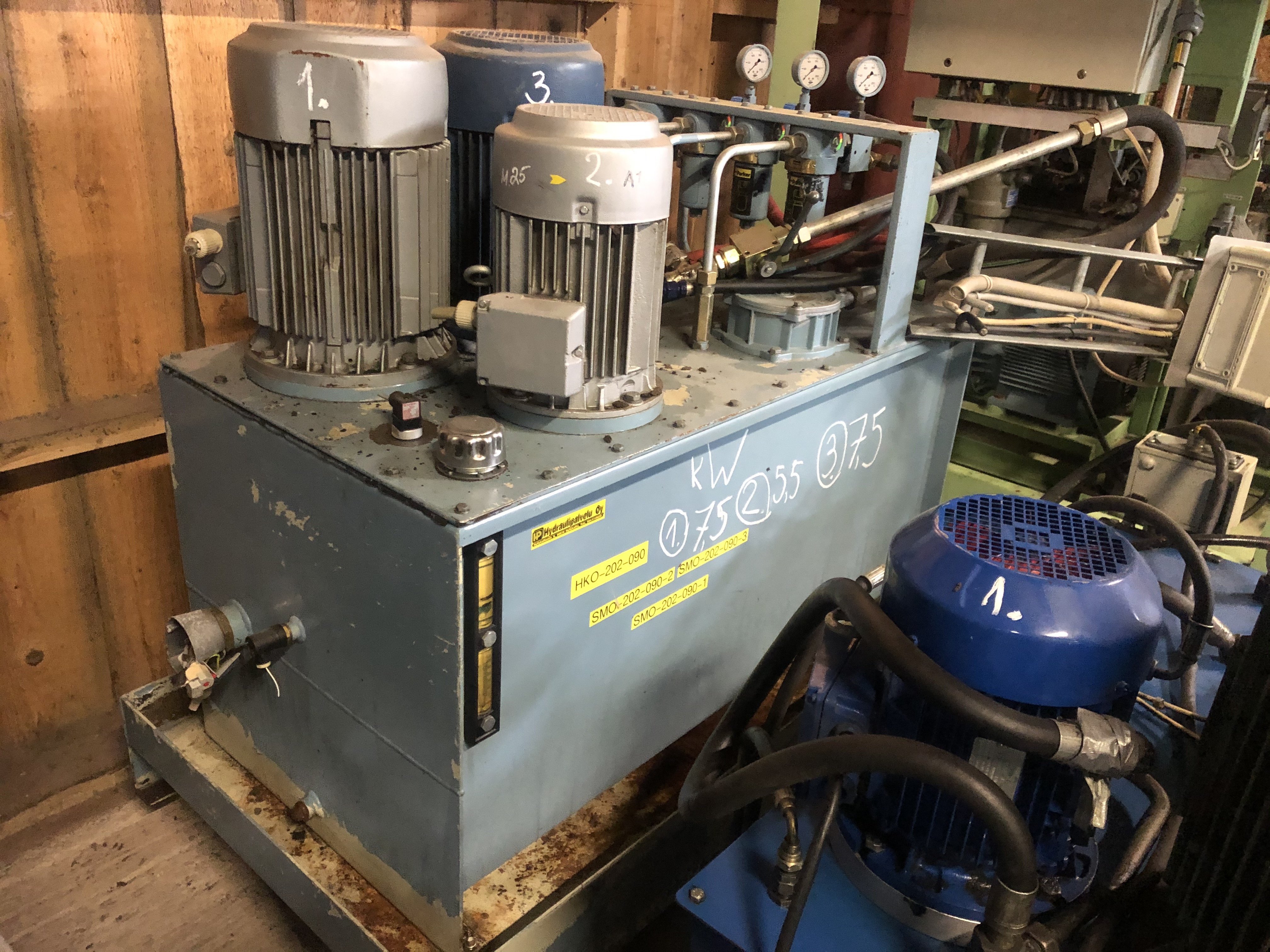 Engin de chantier Hydraulic station --