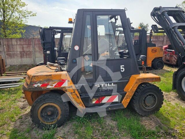 Electric 4-wheel forklift Jungheinrich EFG 320 / 5425 Std.