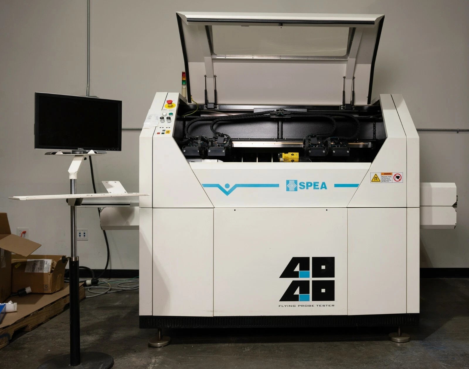 Machine de test et réparation SPEA 4040