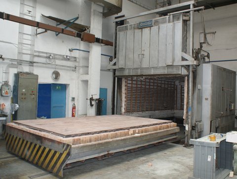 Four __ 8000 kg