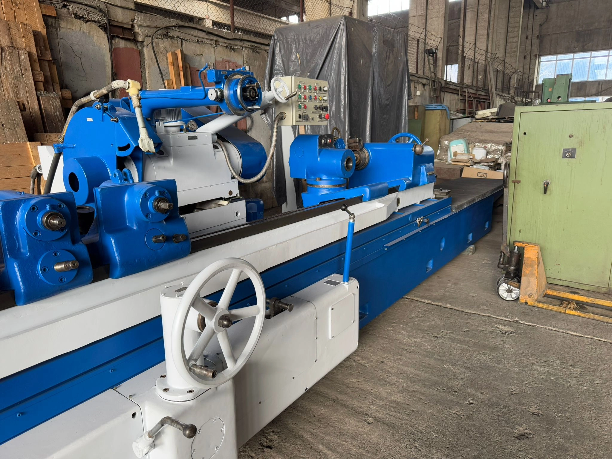 Rectifieuse cylindrique STANKO 3A172