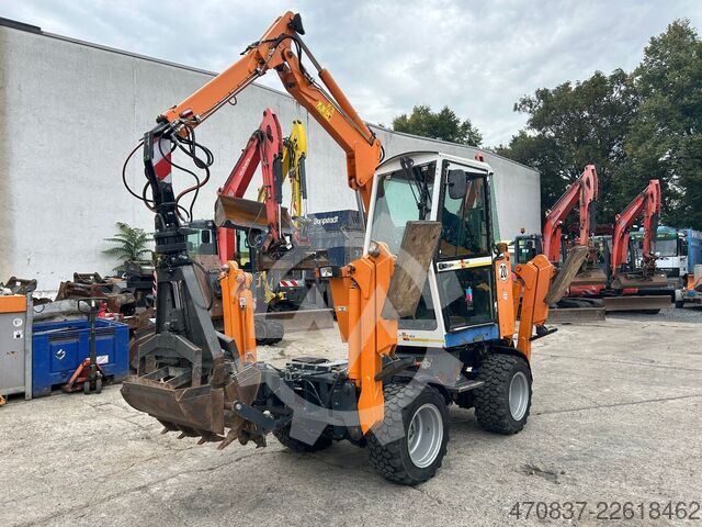 Mobile excavator Kiefer Boki 4551 / 4x4x4 / Friedhofsbagger