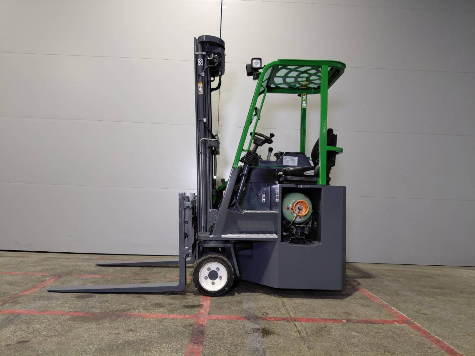 Chariot élévateur électrique Combilift COMBI CB2500