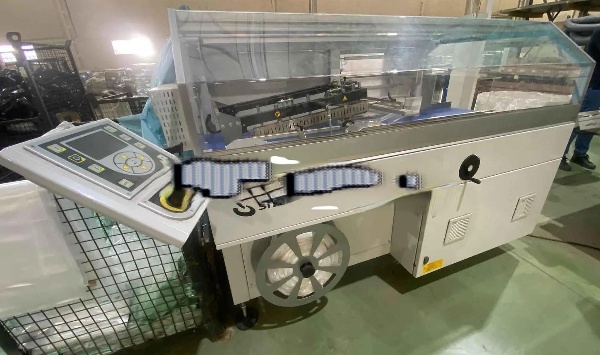 SMIPACK FP6000 Machine plastique pour sacs t-shirts