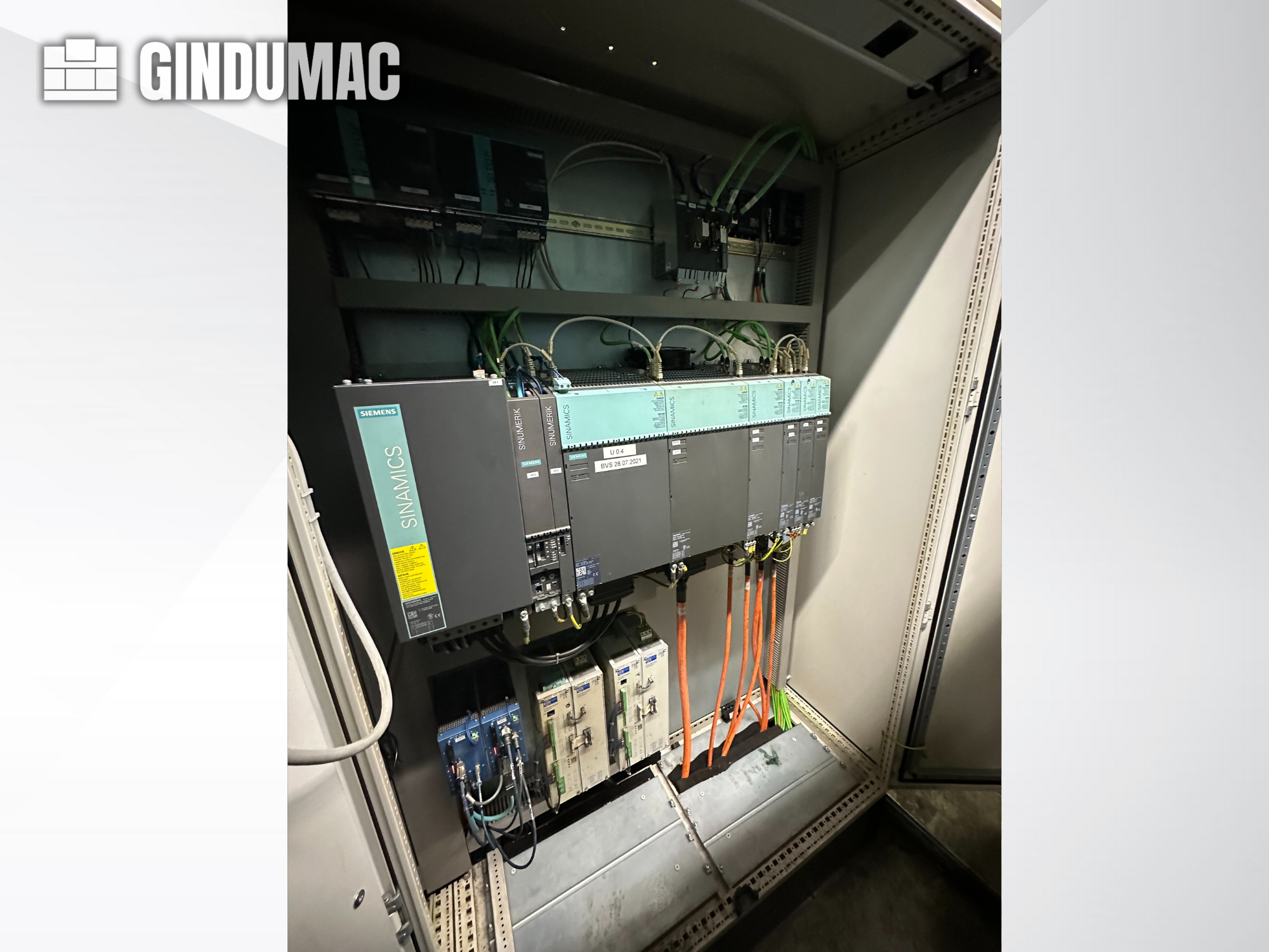 Photo 10
